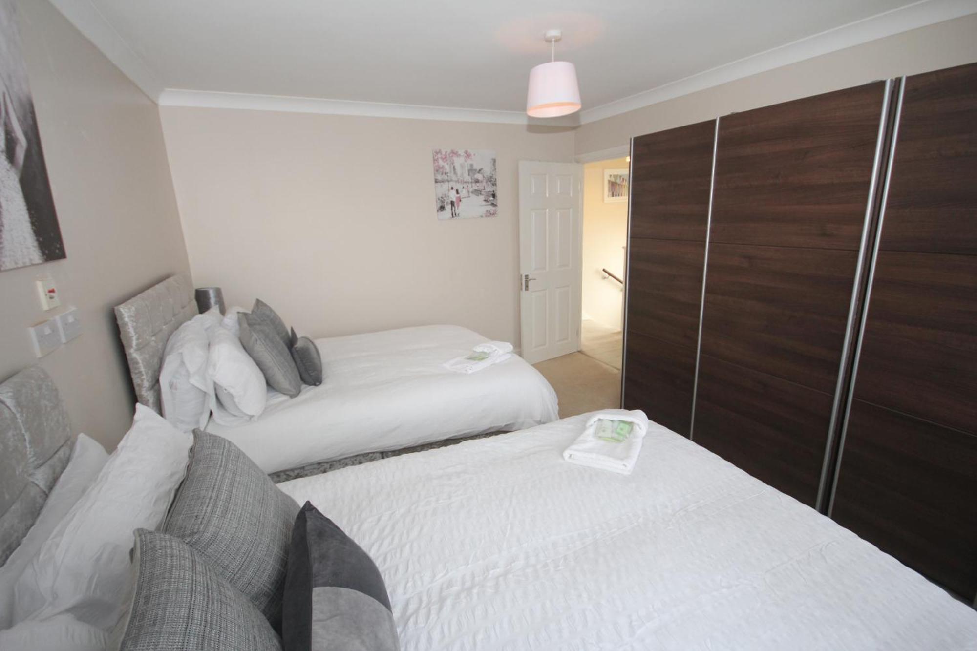 Kenton House Villa Harrow Eksteriør billede